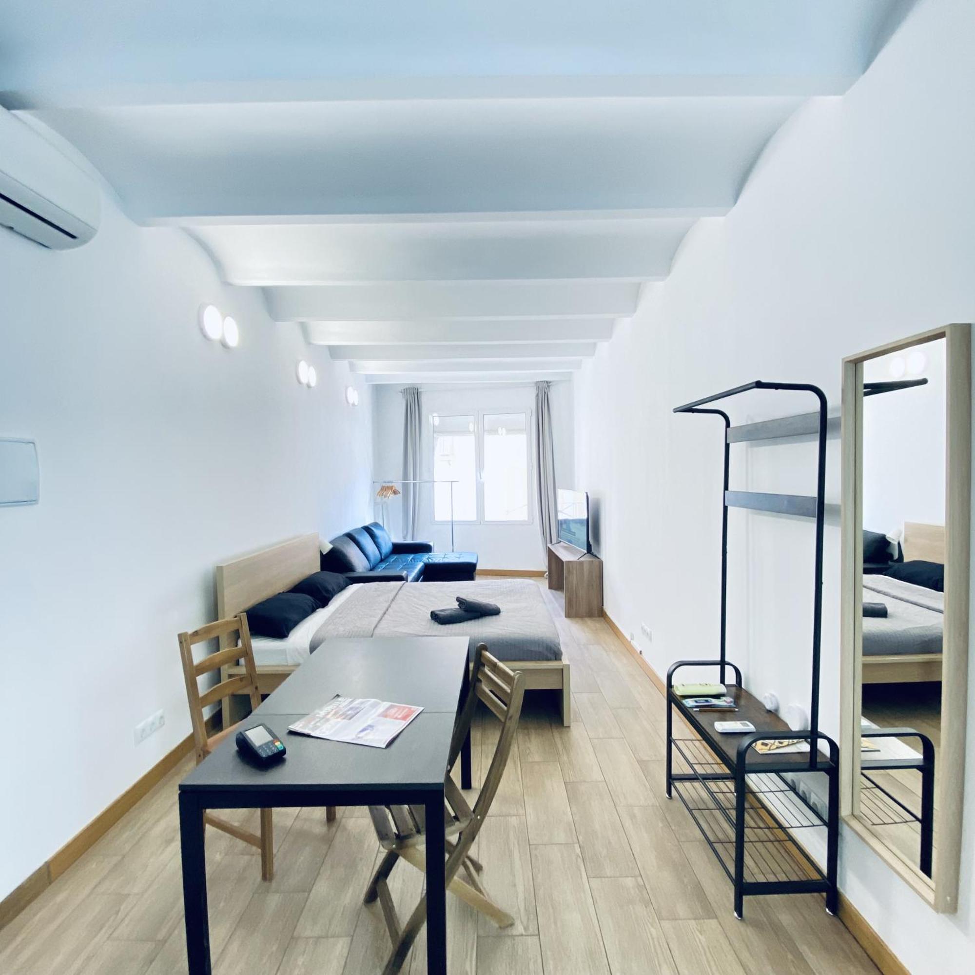 Apl Sants Lofts Bcn Fira Camp Nou Apartment Barcelona Ngoại thất bức ảnh