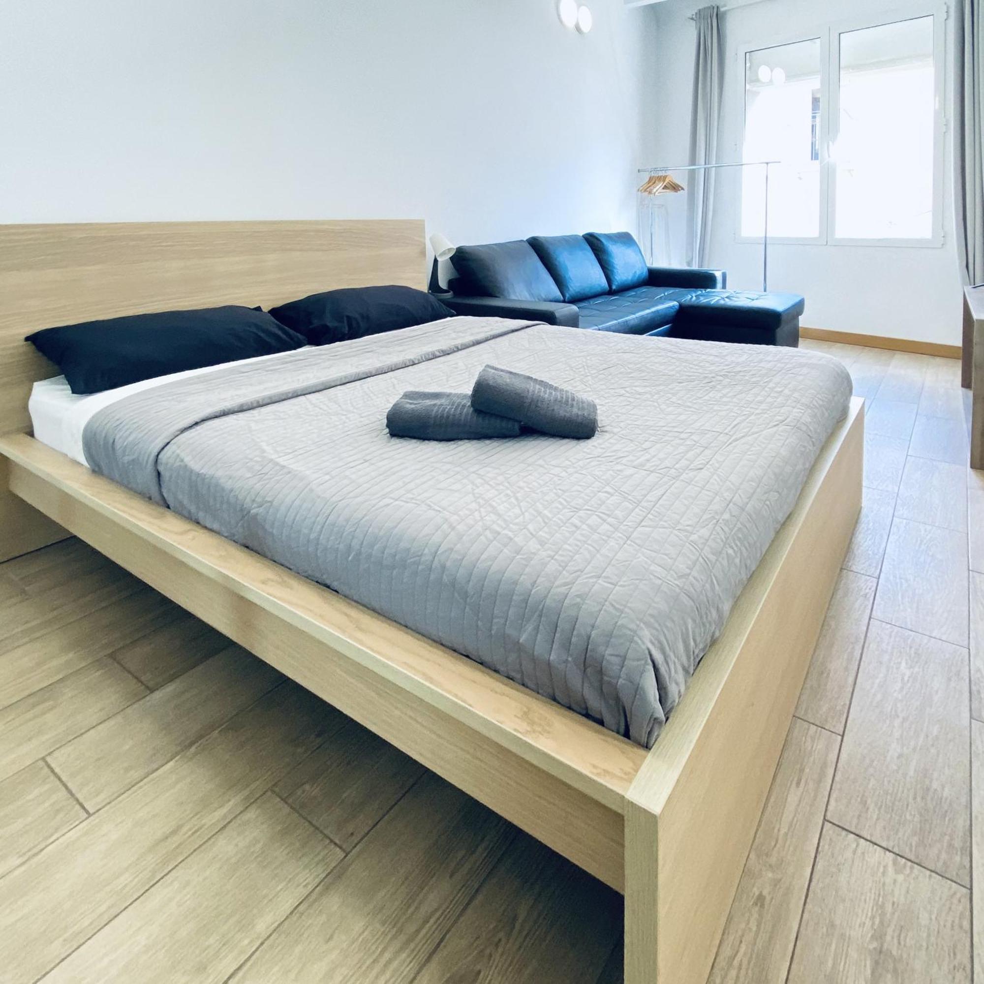Apl Sants Lofts Bcn Fira Camp Nou Apartment Barcelona Ngoại thất bức ảnh